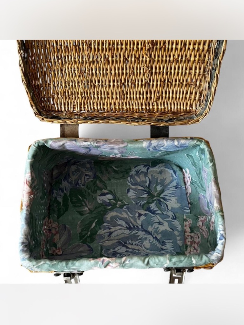 Vintage 50s Garden Cottagecore Basket Handbag Floral Cotton Liner Leather Strape - Picture 3 of 11